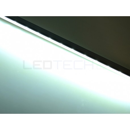 Nástěnné lineární osvětlení kuchyňské linky - studená bílá