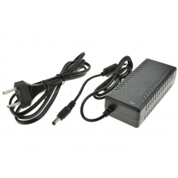 LED zdroj 12V 48W zásuvkový černý